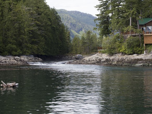 canoe pass hour after slack